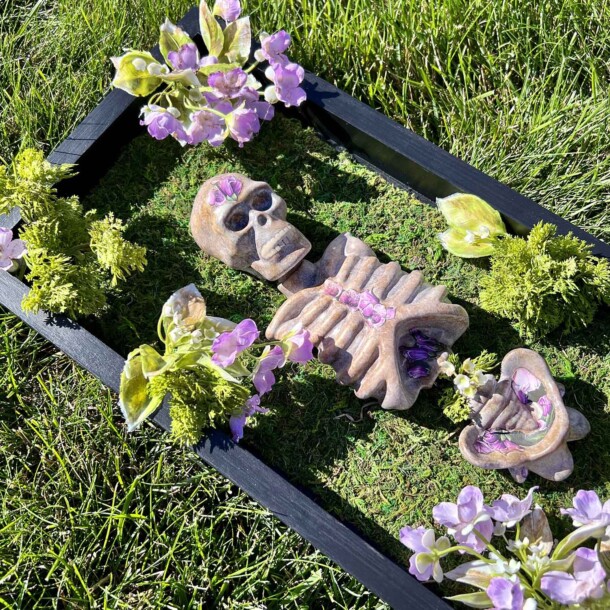 Memento Mori - Skeleton - Image 2